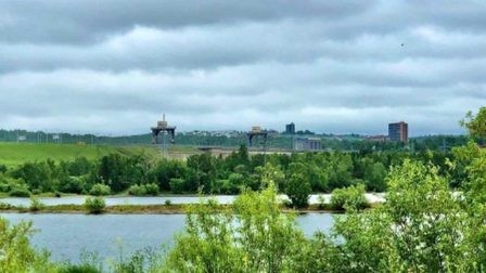 
Дожди в верховьях повысили уровень воды в реке Иркут
