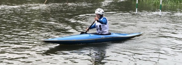 Новосибирцы тренируются в&nbsp;гребном слаломе на&nbsp;спокойной воде