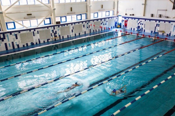 Новосибирский вуз раздает подарки вакцинированным от COVID-19 педагогам и студентам