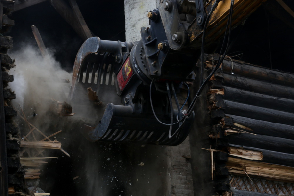 100-летний деревянный дом снесли на&nbsp;Нарымской под строительство нового&nbsp;ЖК