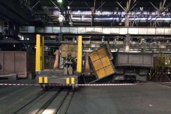 В Новосибирской области рабочий цеха погиб под двухтонным баком В Новосибирской области рабочий цеха погиб под двухтонным баком