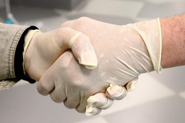 Пункт вакцинации трудовых коллективов заработал в Новосибирске Пункт вакцинации трудовых коллективов заработал в Новосибирске