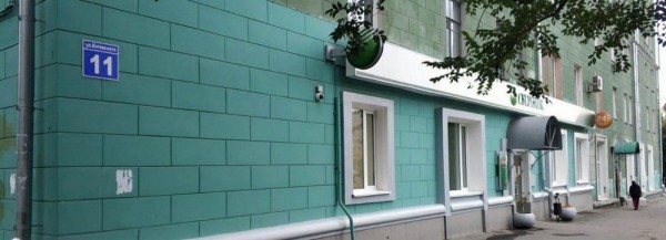 Как отреставрировали и перекрасили зелёную «сталинку» на улице Котовского Как отреставрировали и перекрасили зелёную «сталинку» на улице Котовского