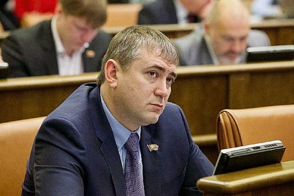 Новосибирский суд восстановил на выборах в красноярское Заксобрание соратника осуждённого бизнесмена Быкова Новосибирский суд восстановил на выборах в красноярское Заксобрание соратника осуждённого бизнесмена Быкова