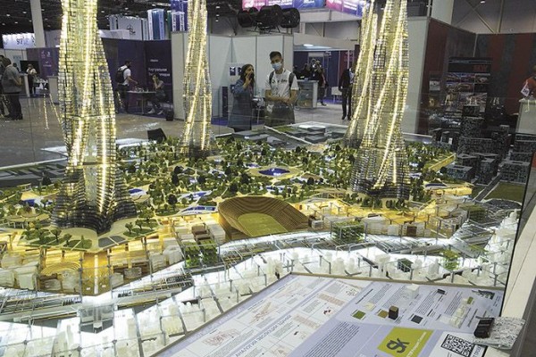 В чем новосибирский «Технопром» уступает «Иннопрому» в Екатеринбурге? В чем новосибирский «Технопром» уступает «Иннопрому» в Екатеринбурге?