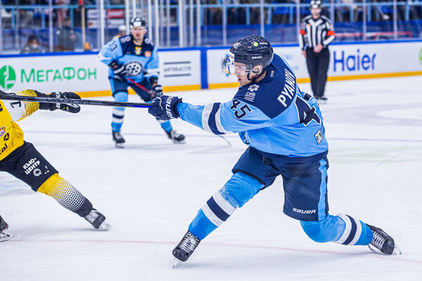 Валентин Пьянов: "Неважно, кто забивает, для нас - это поражение"