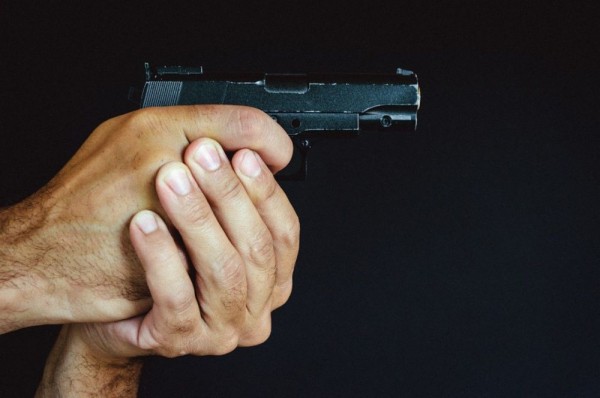 Студент в Красноярском крае планировал расправиться с четырьмя одногруппниками - СМИ Студент в Красноярском крае планировал расправиться с четырьмя одногруппниками - СМИ