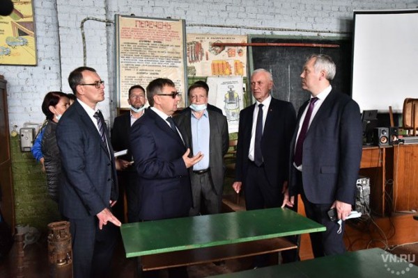 Развитие системы среднего профессионального образования является приоритетным для правительства Новосибирской области Развитие системы среднего профессионального образования является приоритетным для правительства Новосибирской области