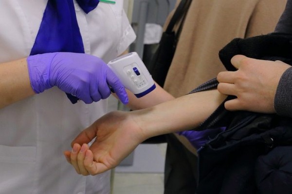 Еще тринадцать человек скончались от COVID-19 за сутки в Новосибирской области