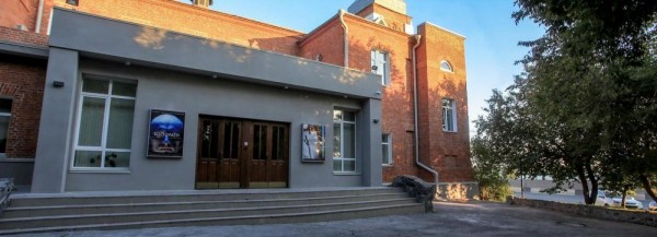 «Старый дом» перенёс в XXI век «Анну Каренину» «Старый дом» перенёс в XXI век «Анну Каренину»