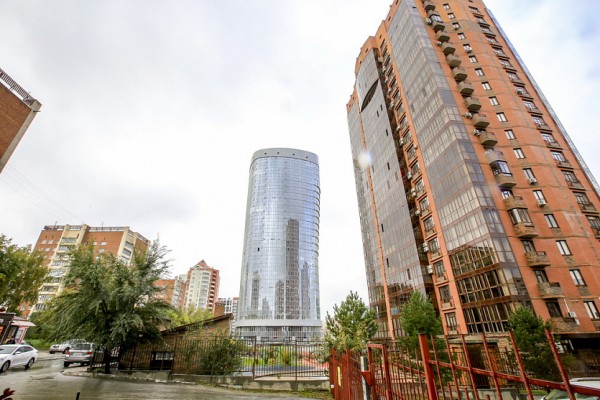 В&nbsp;стеклянном доме на&nbsp;Кавалерийской вручили ключи от&nbsp;квартир