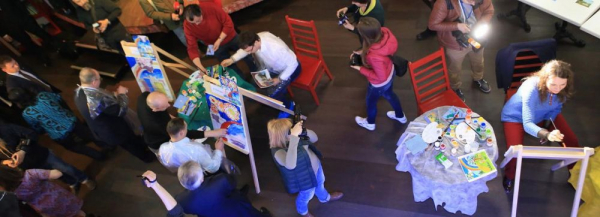 Рисунки маленьких новосибирцев отправили в&nbsp;&laquo;Роскомос&raquo;