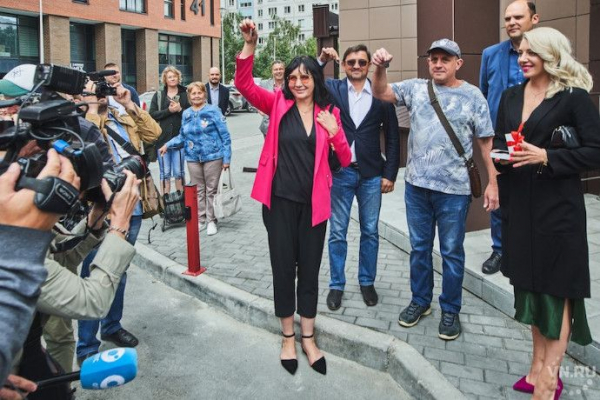 Квартиры и денежные компенсации получили более двух тысяч обманутых дольщиков в Новосибирске