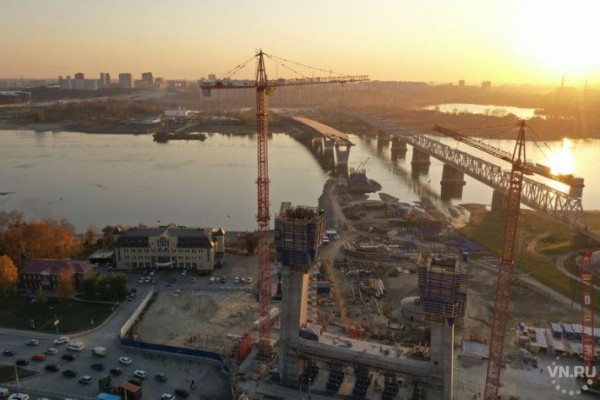 Надвижка &laquo;Центрального&raquo; моста в Новосибирске прошла десятую стадию