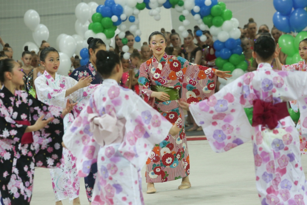 Афиша выходных: бонсай, сумочки-лакомки и редкий фильм о Пушкине Афиша выходных: бонсай, сумочки-лакомки и редкий фильм о Пушкине