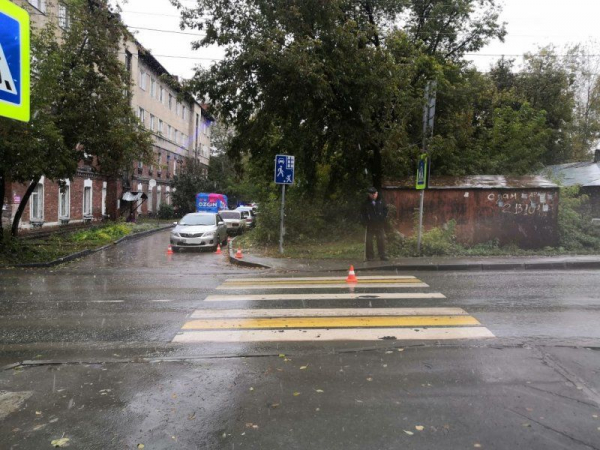 11-летняя девочка угодила под колеса иномарки на пешеходном переходе 11-летняя девочка угодила под колеса иномарки на пешеходном переходе