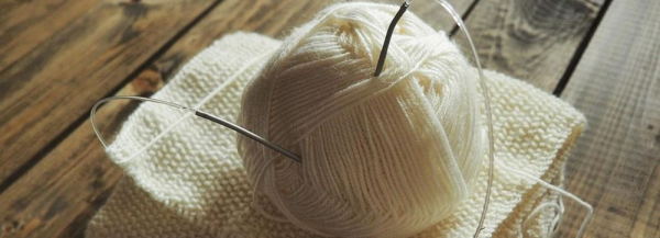 Серебряные волонтёры просят новосибирцев купить пряжу в помощь детям Серебряные волонтёры просят новосибирцев купить пряжу в помощь детям