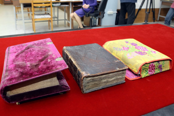 Афиша выходных: курьи именинки, игра на гуслях и кино про COVID-19 Афиша выходных: курьи именинки, игра на гуслях и кино про COVID-19