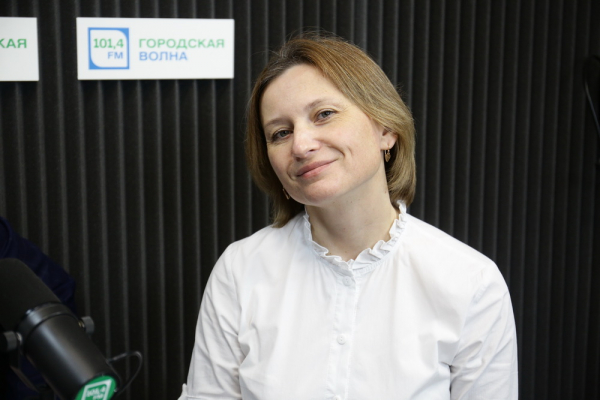 Вечерний разговор: строительство школ, путёвки в&nbsp;детсад и&nbsp;зарплата охраны