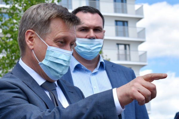 Бывший глава комитета по рекламе мэрии Новосибирска Дмитрий Лобыня отпущен из СИЗО Бывший глава комитета по рекламе мэрии Новосибирска Дмитрий Лобыня отпущен из СИЗО