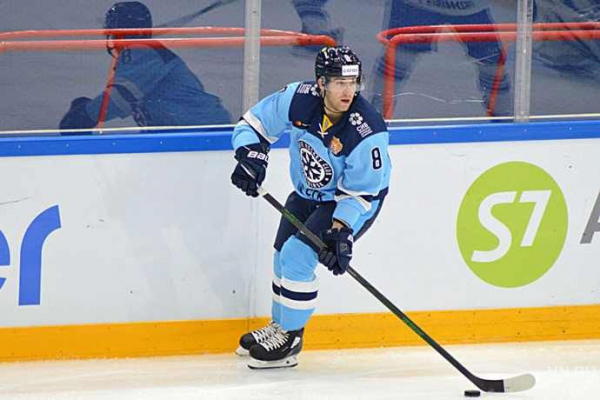 Защитник ХК &laquo;Сибирь&raquo; сыграет за Канаду на Кубке Первого канала