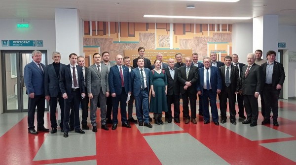 Руководителей новосибирских предприятий познакомили с разработками НГУ Руководителей новосибирских предприятий познакомили с разработками НГУ