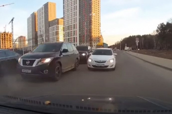 До трех лет лишения свободы могут получить новосибирские автохамы До трех лет лишения свободы могут получить новосибирские автохамы