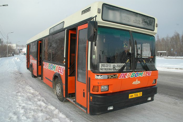 Новосибирским школьникам предоставят бесплатный проезд на общественном транспорте