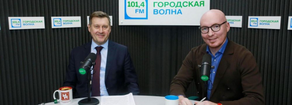 Мэр отвечает: рекордный бюджет, подорожание проезда и&nbsp;белочки в&nbsp;парках