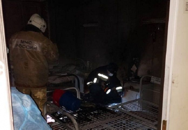 Пять человек пострадали в результате пожара в ковидном госпитале Красноярска