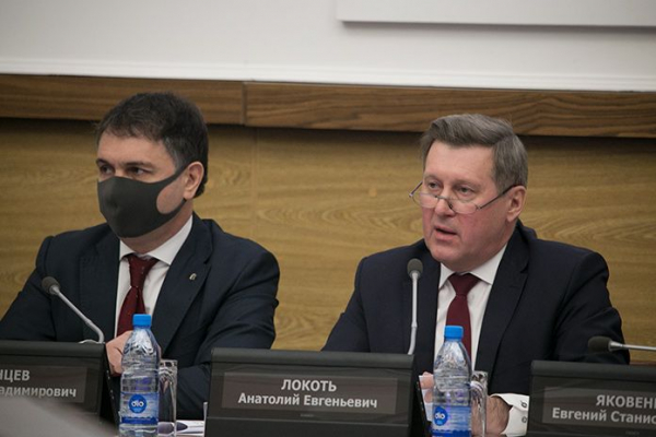 Новосибирские депутаты приняли в первом чтении бюджет города на 2022 год