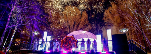 Кружевную снежинку поселили в&nbsp;иглу на&nbsp;набережной Оби под залп фейерверков