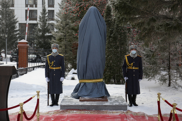 В&nbsp;Новосибирске установили бюст генпрокурора СССР Романа Руденко
