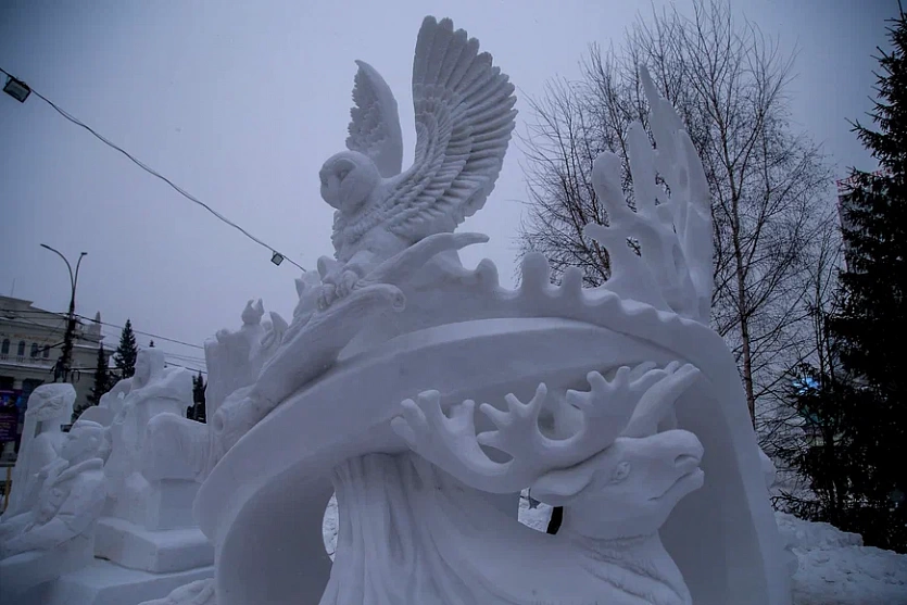 Духи Сибири победили на фестивале снежной скульптуры в Новосибирске Духи Сибири победили на фестивале снежной скульптуры в Новосибирске