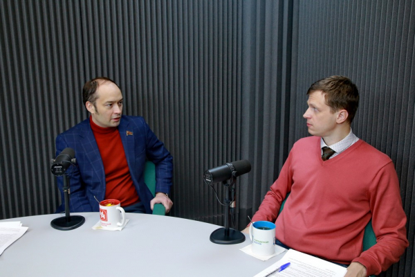 Вечерний разговор на&nbsp;&laquo;Городской волне&raquo;: лучшие выпуски 2021 года