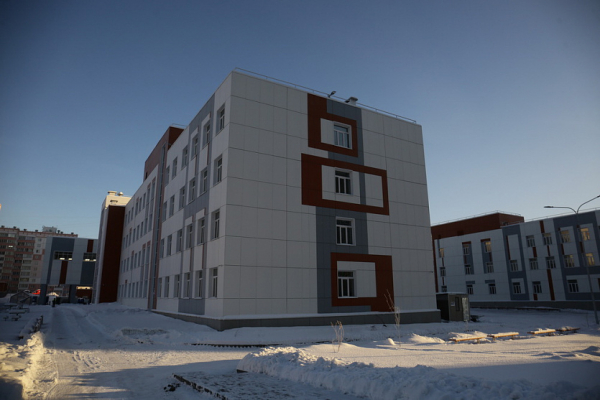 Мэр отвечает: школы, детсады и&nbsp;обновление транспорта в&nbsp;Новосибирске