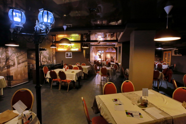 Афиша выходных: День дельфинов, ретроконцерт и&nbsp;выставка про любовь