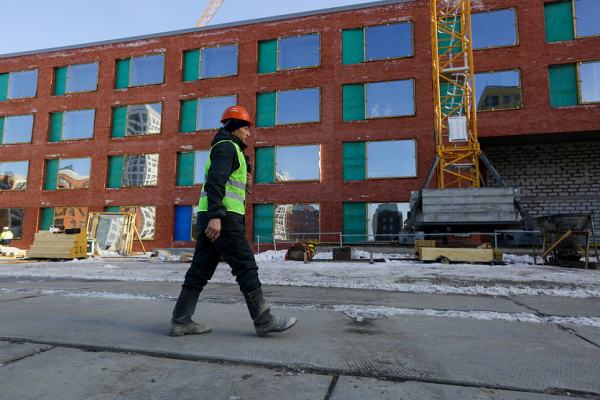 Первую в&nbsp;Новосибирске умную школу с&nbsp;атриумом сдадут к&nbsp;1&nbsp;сентября