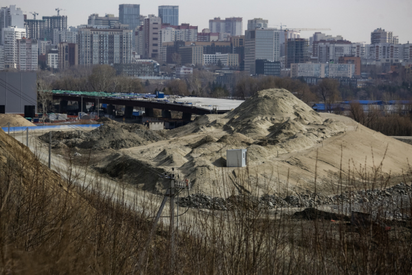 Пролетая над четвёртым мостом: как выглядит главная стройка Новосибирска
