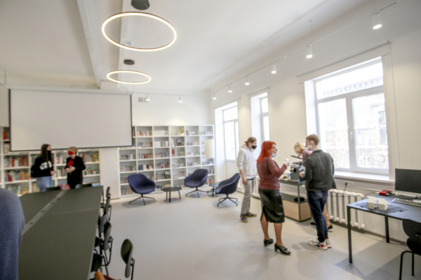 Библионочь в&nbsp;Новосибирске: панки, танго и&nbsp;страшные сказки для взрослых