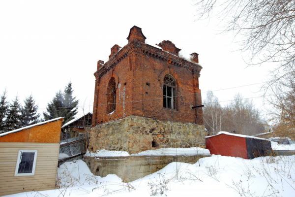 Прощай, готика: старинный мясокомбинат начали сносить в&nbsp;Новосибирске
