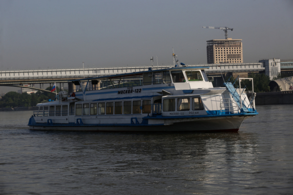 Афиша выходных: гонки байкеров, искусство троглодитов, ставки на&nbsp;рысаков