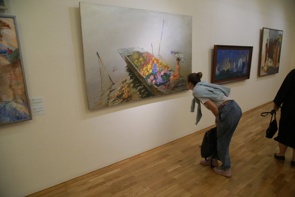 Обезьянки в&nbsp;тазиках умилили новосибирцев на&nbsp;выставке &laquo;Изумрудного Будды&raquo;