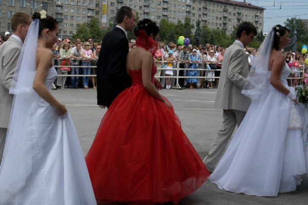 Если вы пропустили: тайны мумии, новая 100-рублёвка и авиашоу в Мочище Если вы пропустили: тайны мумии, новая 100-рублёвка и авиашоу в Мочище