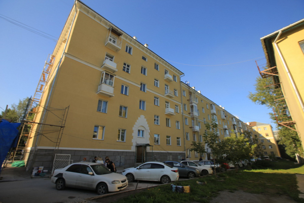 Фасады домов возле Монумента Славы отремонтировали в&nbsp;эстетике 50-х