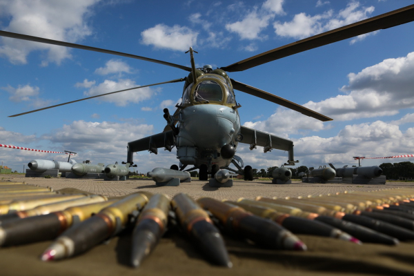 Афиша выходных: прыжки на&nbsp;батутах, &laquo;Терминаторы&raquo; и&nbsp;сноуборд на&nbsp;набережной