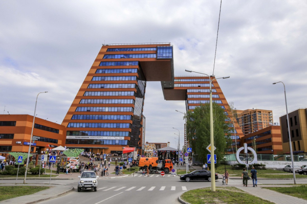 Афиша выходных: скачки на&nbsp;рысаках, экскурсия по&nbsp;башням и&nbsp;шоу байкеров