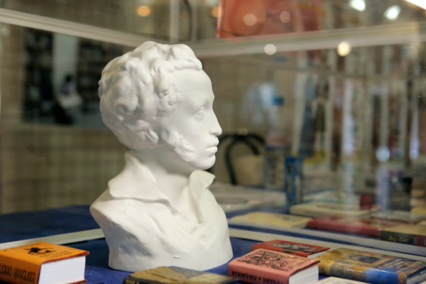 Афиша выходных: &laquo;Евгений Онегин&raquo;, трогательная выставка и&nbsp;кино про спорт