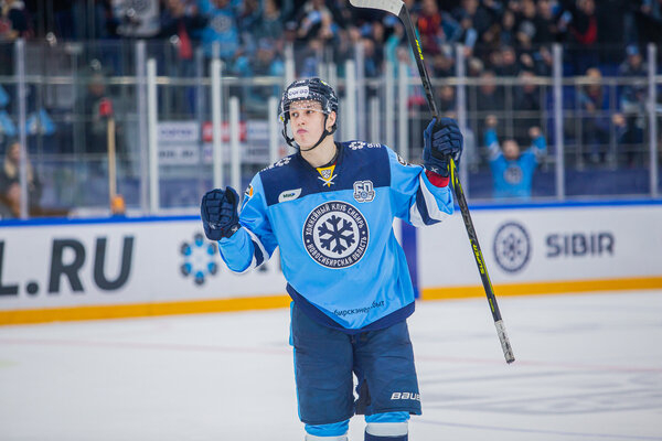 Тимур Ахияров: "Радость от первой заброшенной шайбы угасла из-за поражения"