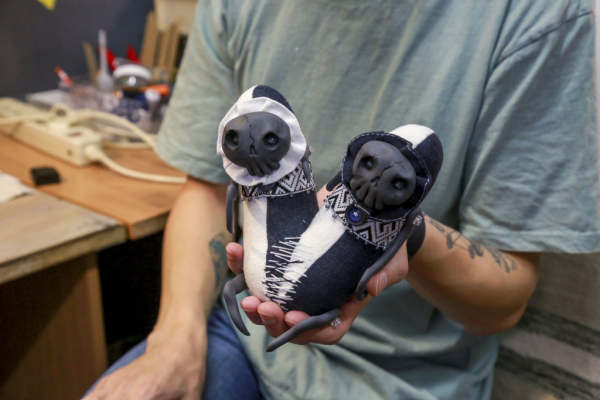 Страшно красивых кукол делает 23-летний новосибирец Максим Титков